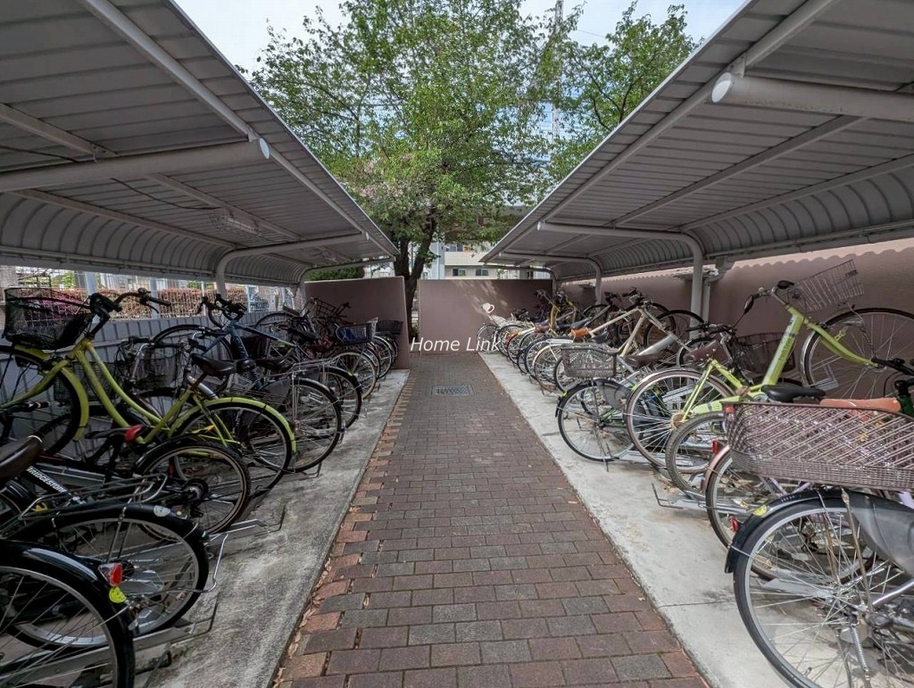 西台パーク・ホームズ　駐輪場